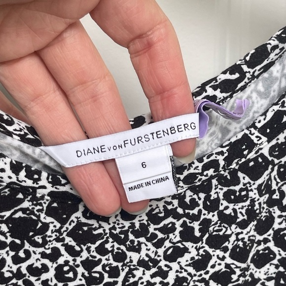 DvF Diane von Furstenberg Selene Dress Ruched Jersey Stretch Sheath {$348} Sz 6 - Picture 3 of 9